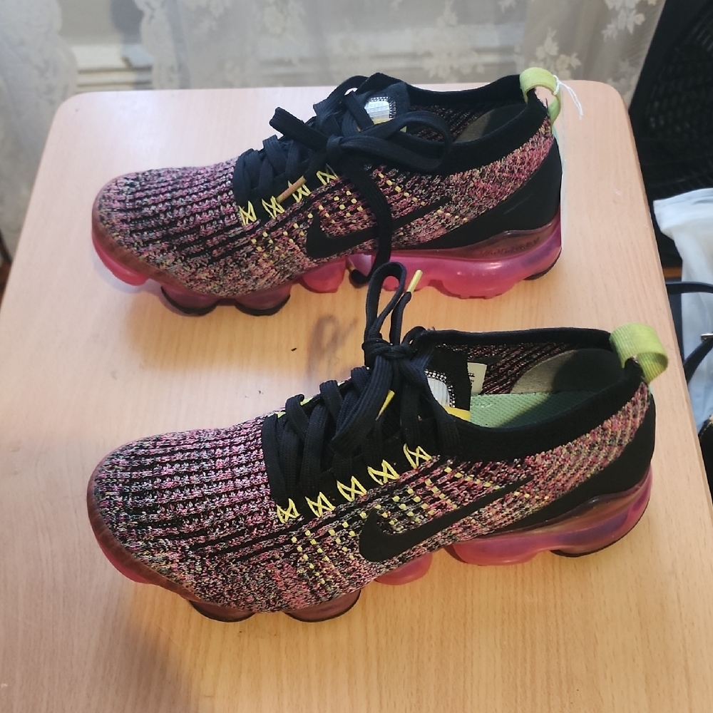 Nike Women's Multicolor Air Sneakers - Picture 2 of 10